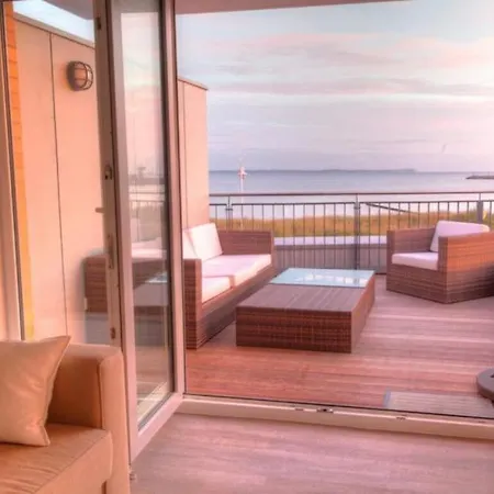 Arkonablick Comfortable Holiday Glowe
